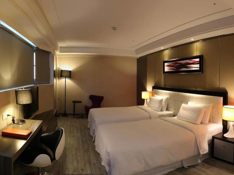Royal Fine Hotel Cao Hùng Ngoại thất bức ảnh